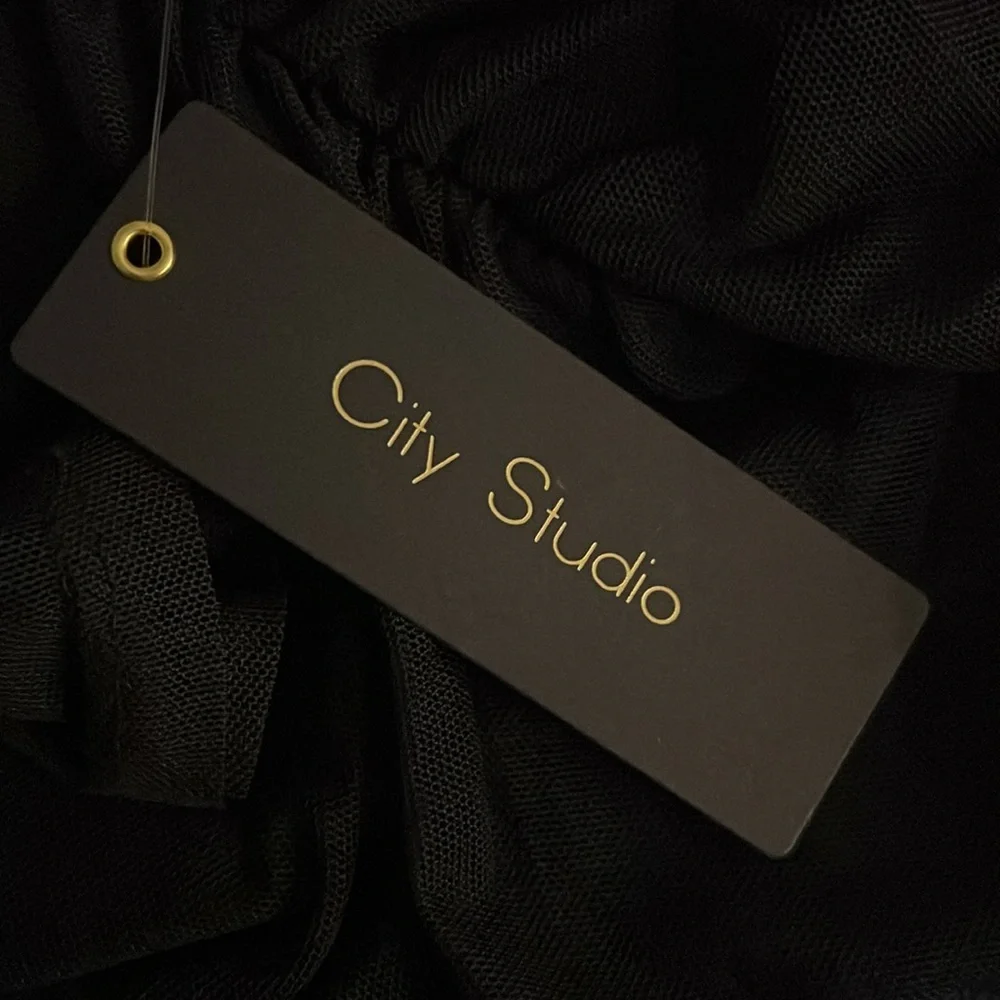 City Studio- Little black dress - Picture 5 of 5